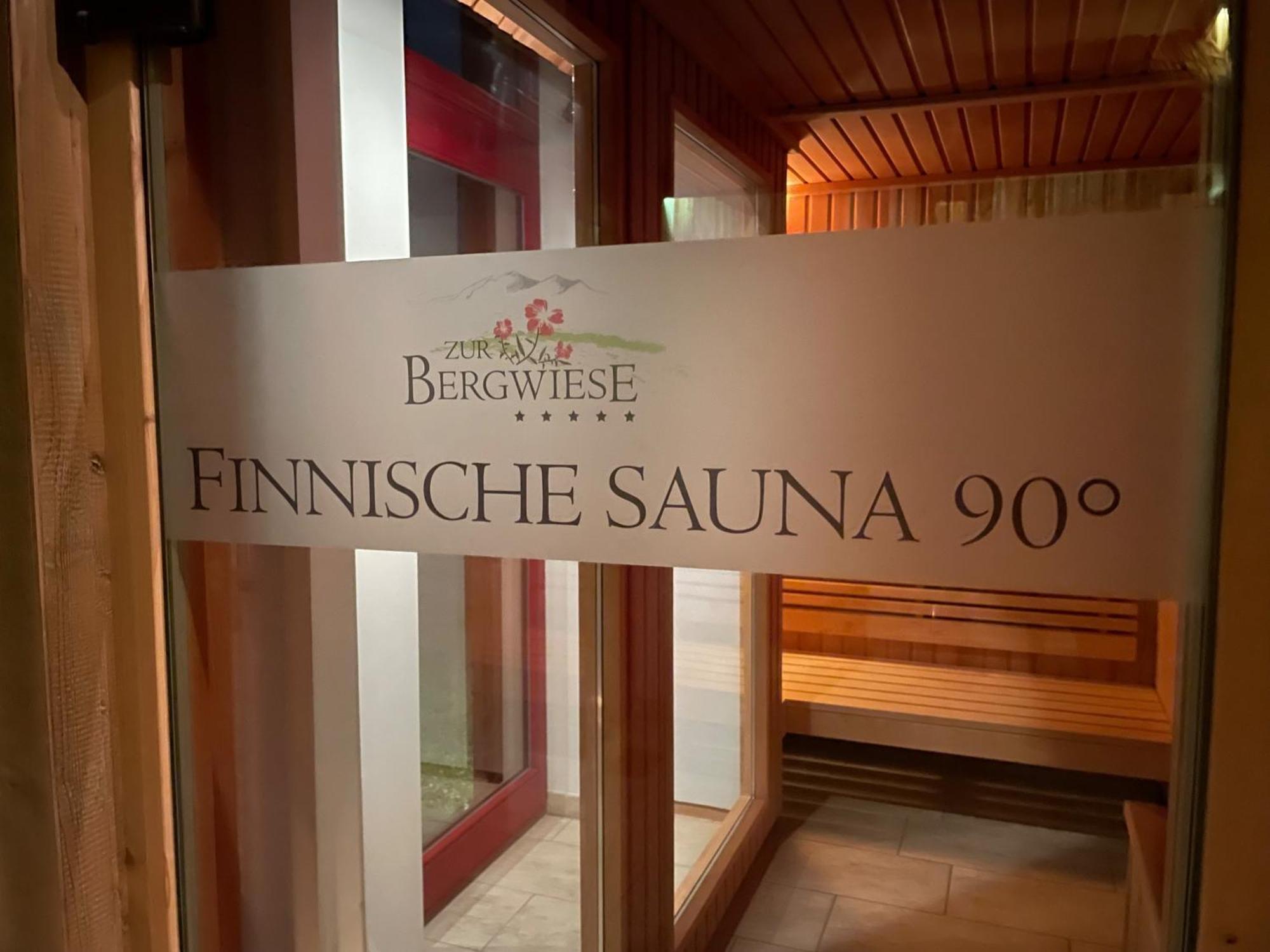 Zur Bergwiese 5 Sterne Appartementhaus Furstenau  Pokoj fotografie